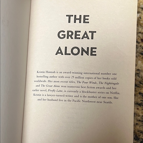 Kristin Hannah Paper back Book Set - The Great Alone, Winter Garden, Home Front - Picture 9 of 10